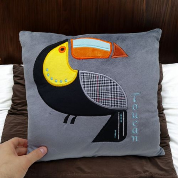 Подушка декоративна "Toucan Birds" (30 см.)
