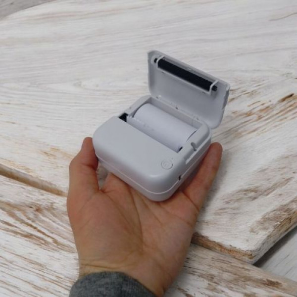 Термопринтер чорно-білий колір друку, Bluetooth, USB-кабель, 14 рулонів термпопаперу (білий+кольоровий), інструкція, маркери, в коробці МІКС ВИДІВТермопринтер чорно-білий колір друку, Bluetooth, USB-кабель, 14 рулонів термпопаперу (білий+кольоровий), інст