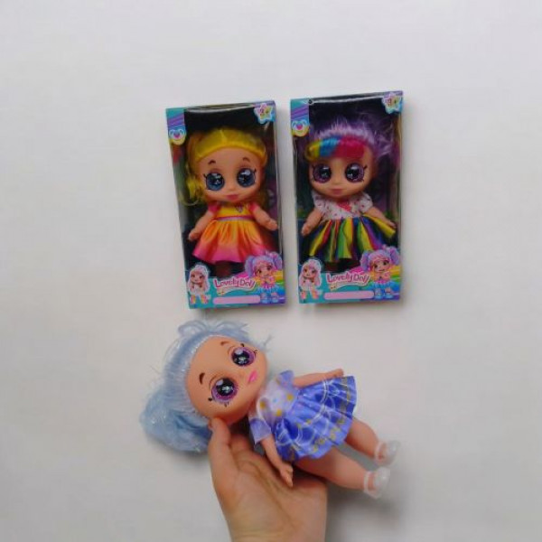 Лялька "Lovely Doll", 22 см, підсвічування, весела пісенька (веселкова)