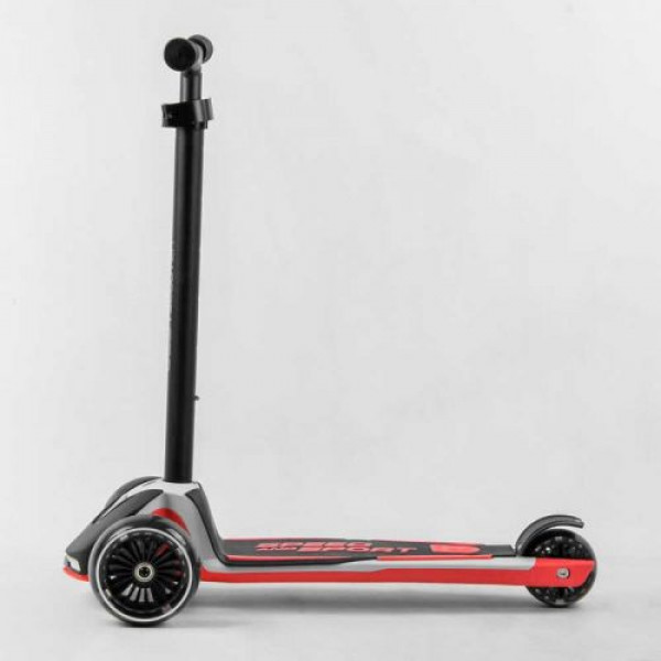 Самокат триколісний Best Scooter знімне алюмінієве кермо, передні колеса PU 120х45мм. задні 80х50мм, зі світлом, в коробці