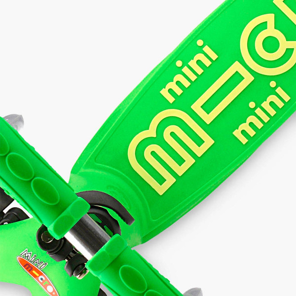 Самокат MICRO серии Mini Deluxe – Зелений