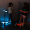 Самокат Micro серії Maxi Deluxe Glow LED Plus - Синій кришталь
