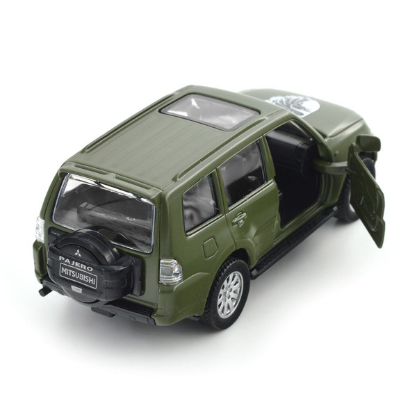 Машинка металева із серії "Шеврони Героїв" - Mitsubishi Pajero 4WD Turbo - "93 ОМБР"