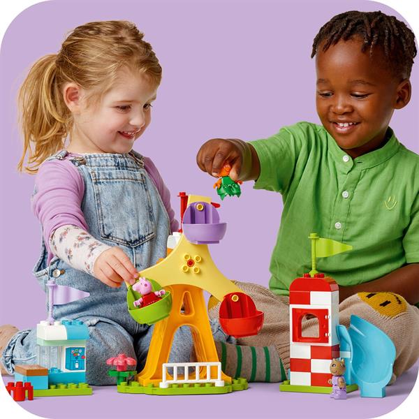 Конструктор LEGO DUPLO Свинка Пеппа Ярмарок розваг 53 деталі (10453)