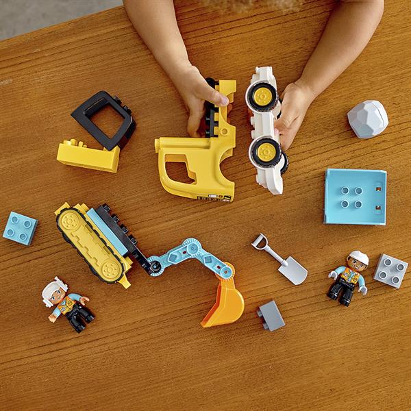 Конструктор LEGO DUPLO Вантажівка та гусеничний екскаватор 20 деталей (10931)