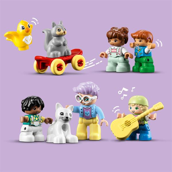 Конструктор LEGO DUPLO Town Будиночок на дереві 3 в 1, 126 деталей (10993)