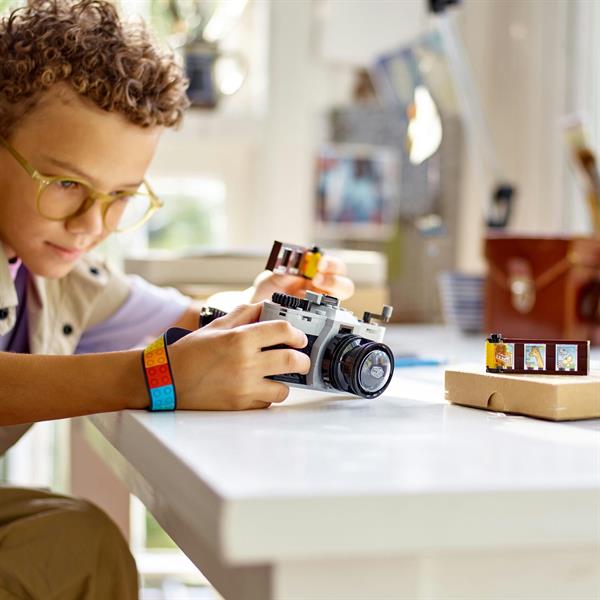 Конструктор LEGO Creator Ретро-фотокамера 261 деталь (31147)