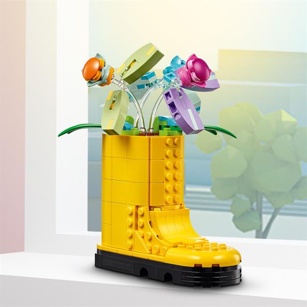 Конструктор LEGO Creator Квіти в лійці 420 деталей (31149)