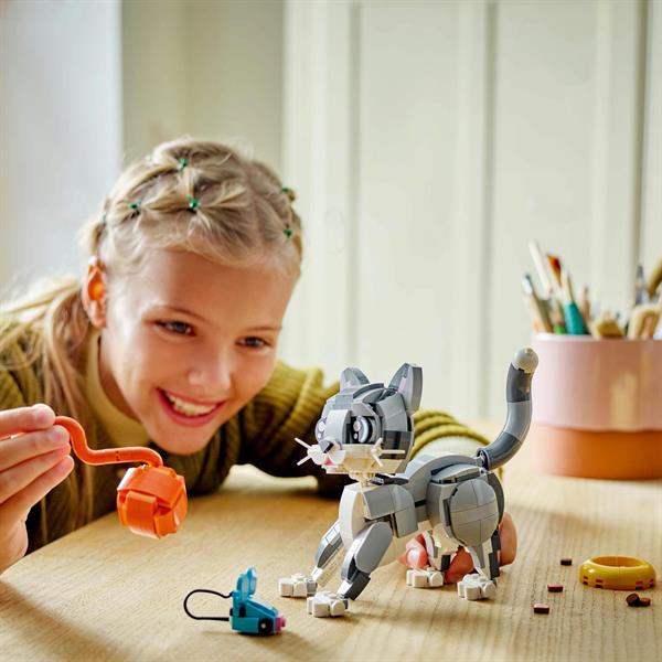Конструктор LEGO Creator Грайливий кіт 407 деталей (31163)