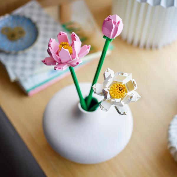 Конструктор LEGO Botanicals Квіти лотоса 220 деталей (40647)