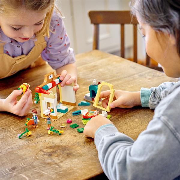 Конструктор LEGO Friends Піцерія Хартлейк-Сіті 144 деталі (41705)