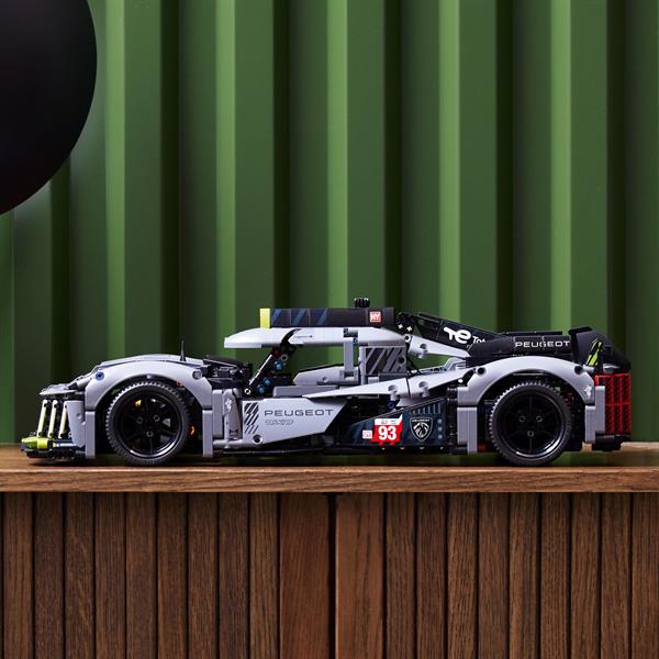 Конструктор LEGO Techniс Peugeot 9X8 24H Le Mans Hybrid Hypercar 1775 деталей (42156)
