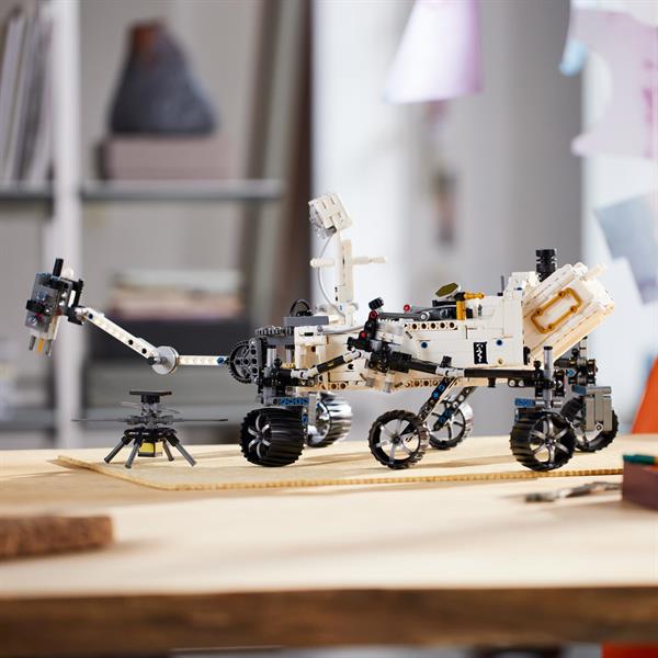 Конструктор LEGO Technic Місія NASA Марсохід Персеверанс (42158)