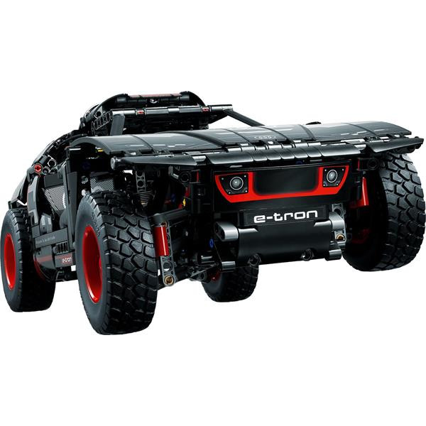 Конструктор LEGO Technic Audi RS Q e-tron 914 деталей (42160)
