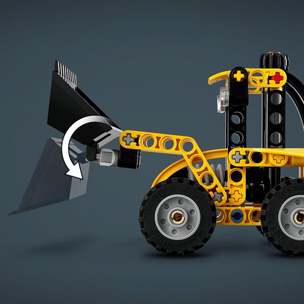 Конструктор LEGO Technic Екскаватор-навантажувач 104 деталі (42197)