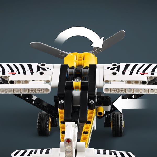 Конструктор LEGO Technic Буш-літак 333 деталі (42198)