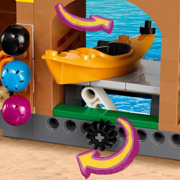 Конструктор LEGO Водні види спорту в таборі пригод Friends 628 деталей (42626)