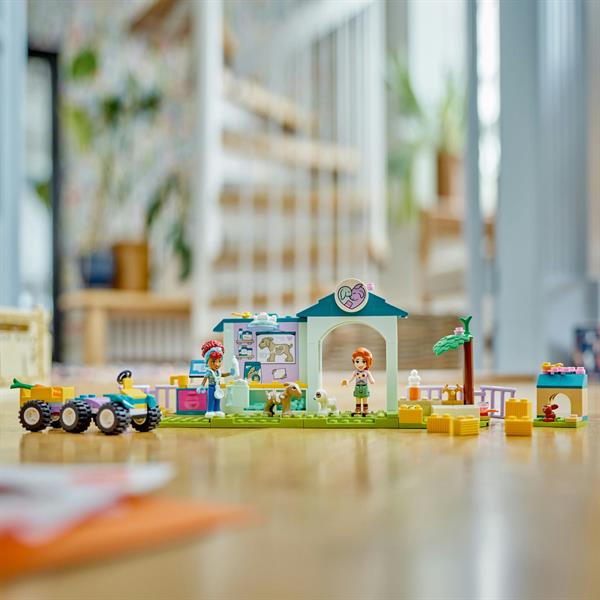 Конструктор LEGO Friends Ветеринарна клініка для сільськогосподарських тварин 161 деталь (42632)