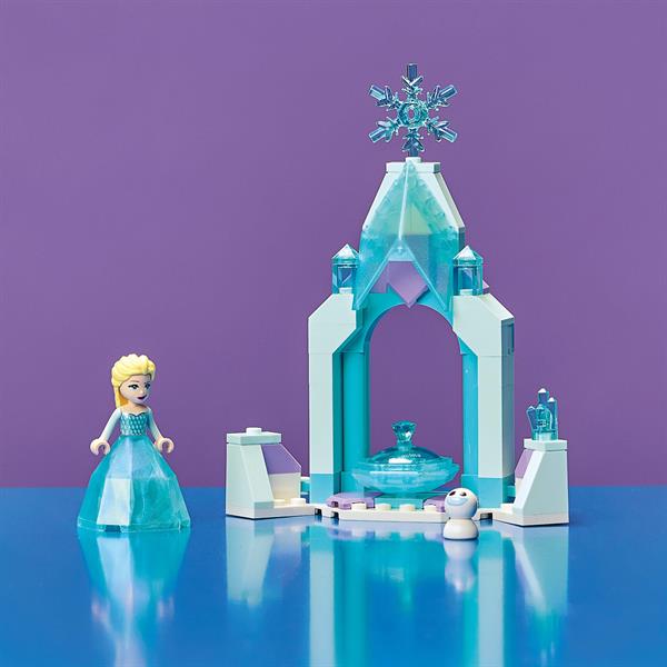 Конструктор LEGO Disney Princess Холодне серце 2 Подвір'я палацу Ельзи 53 деталі (43199)