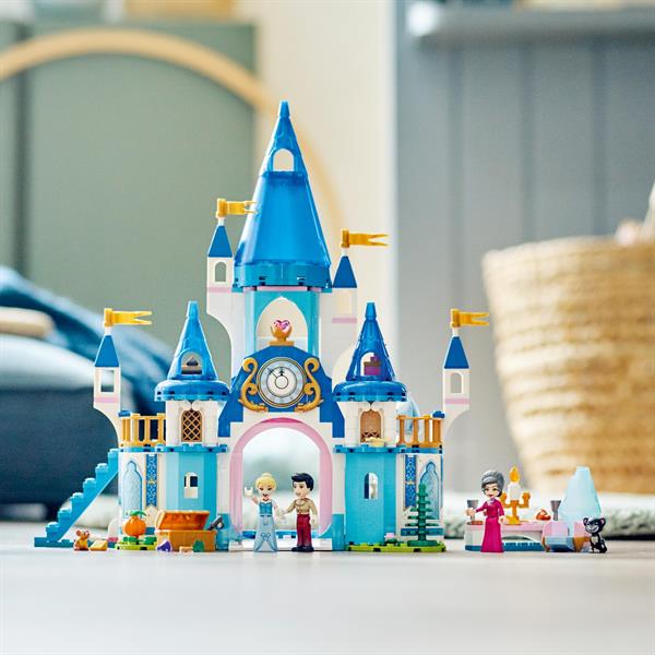 Конструктор LEGO Disney Princess Замок Попелюшки і Прекрасного принца 365 деталей (43206)