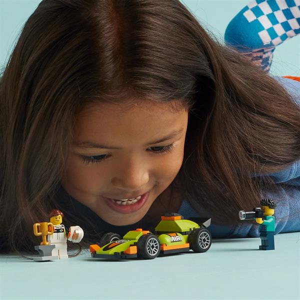 Конструктор LEGO City Зелений автомобіль для перегонів 56 деталей (60399)