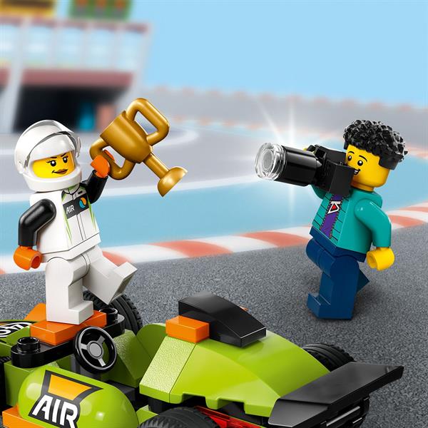 Конструктор LEGO City Зелений автомобіль для перегонів 56 деталей (60399)