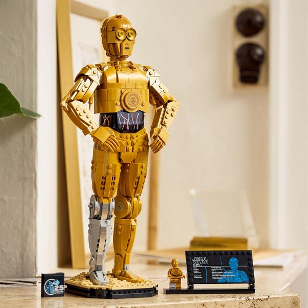 Конструктор LEGO Star Wars C-3PO 1138 деталей (75398)