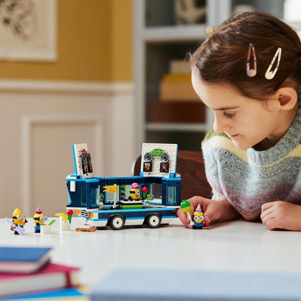 Конструктор LEGO Despicable Me Музичний автобус для вечірок Посіпак 379 деталей (75581)