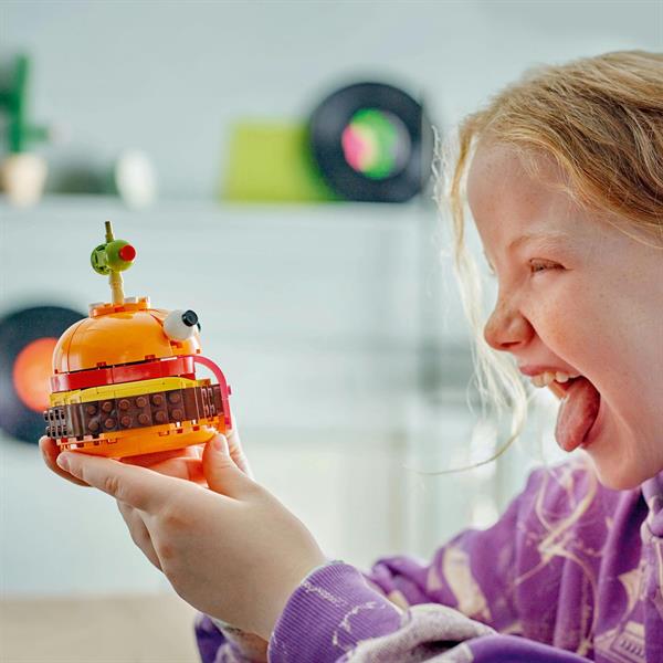 Конструктор LEGO Fortnite Durrr Burger Конструктор з відеогри 193 деталі (77070)