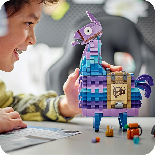 Конструктор LEGO Fortnite Supply Llama Іграшка з відеогри 691 деталь (77071)